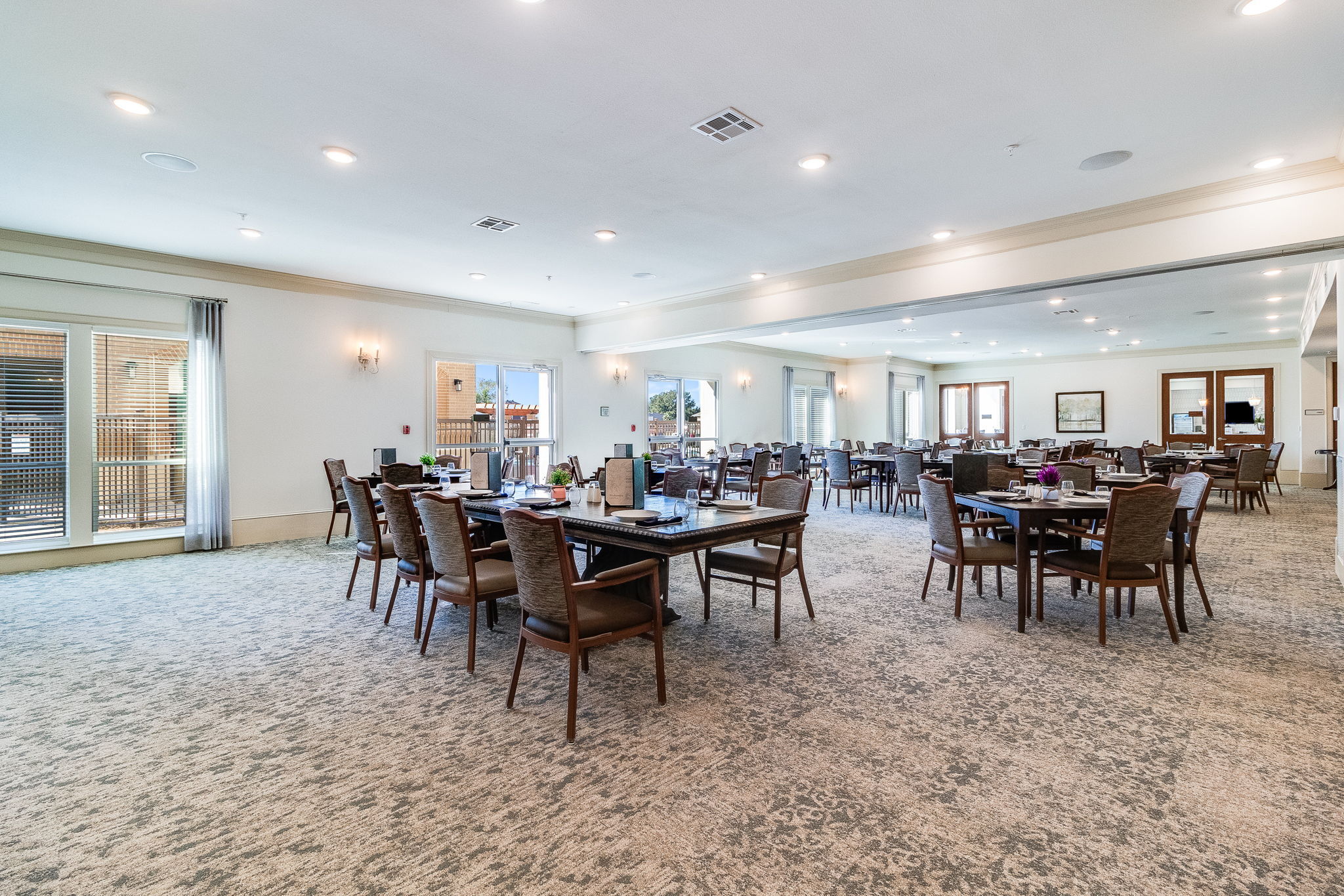 24-web-or-mls-Imperial Pointe Senior Living-23