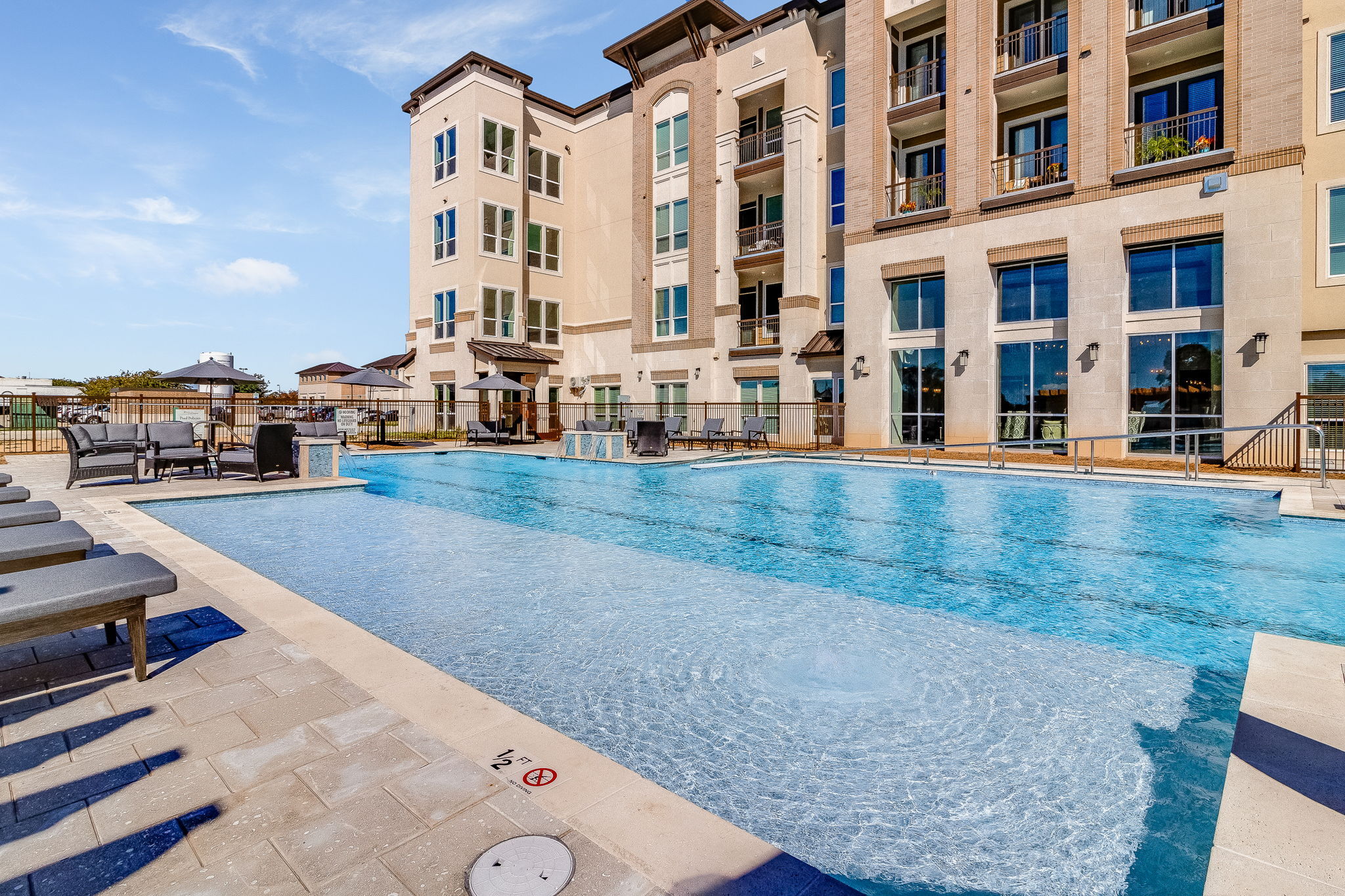 44-web-or-mls-Imperial Pointe Senior Living-43